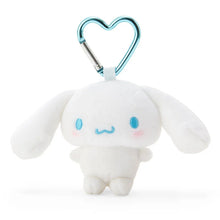 Carica l'immagine nel visualizzatore di Gallery, Japan Sanrio Carabiner Plush Doll Keychain (Heart)