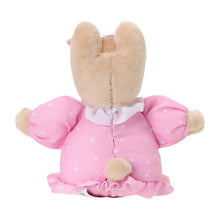 Carica l'immagine nel visualizzatore di Gallery, Japan Sanrio Carabiner Plush Doll Keychain (Heart)