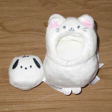 Carica l'immagine nel visualizzatore di Gallery, Japan Sanrio Cinnamoroll / Hello Kitty / My Melody / Kuromi / Pochacco / Pompompurin Plush Doll Soft Toy (Really Like Cat)