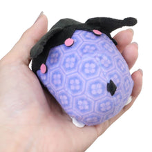 Carica l'immagine nel visualizzatore di Gallery, Japan Sanrio Pekkle / Tuxedo Sam / Pompompurin / My Melody / Marron Cream / Kuromi / Hangyodon / Dear Daniel / Cinnamoroll / Pochacco / Hello Kitty / Coro Coro Kuririn Mini Plush Doll (Japanese Pattern)