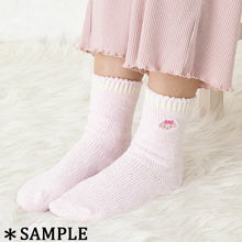 Load image into Gallery viewer, Japan Sanrio Hello Kitty / My Melody / Pompompurin / Cinnamoroll / Pochacco / Kuromi / Hangyodon Crew Socks (Moru)
