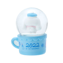Carica l'immagine nel visualizzatore di Gallery, Japan Sanrio Mini Snow Globe Decoration