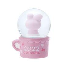 Carica l'immagine nel visualizzatore di Gallery, Japan Sanrio Mini Snow Globe Decoration