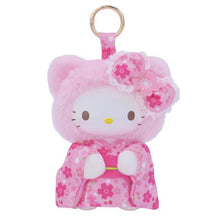 Charger l'image dans la galerie, Japan Sanrio Hello Kitty Plush Doll Keychain (Fine Face Mini)
