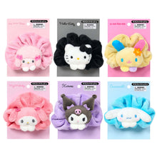 Carica l'immagine nel visualizzatore di Gallery, Japan Sanrio Plush Mascot Scrunchie Hair Tie
