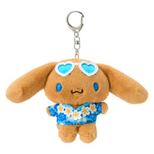 Charger l&#39;image dans la galerie, Sanrio Plush Doll Keychain (Summer Vacation)
