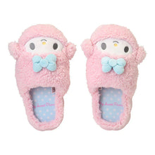 Lade das Bild in den Galerie-Viewer, Japan Sanrio Plush Slippers Room Shoes
