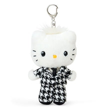 Carica l&#39;immagine nel visualizzatore di Gallery, Sanrio Hello Kitty Plush Doll Keychain (Monochrome Girly Twin Outfit)
