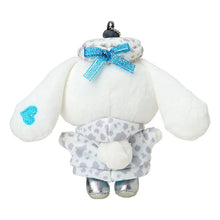 Cargar imagen en el visor de la galería, Sanrio Plush Doll Keychain (Monotone Animal)
