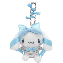 Lade das Bild in den Galerie-Viewer, Hong Kong Sanrio Plush Doll Keychain (Sliver Dreamy Ribbon)
