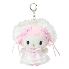 Carica l&#39;immagine nel visualizzatore di Gallery, Sanrio Plush Doll Keychain (White Frill)
