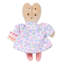 Cargar imagen en el visor de la galería, Japan Sanrio Marron Cream Plush Brooch Blind Box (40th)
