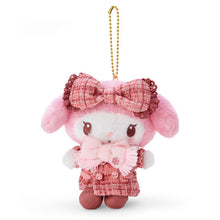 Load image into Gallery viewer, Japan Sanrio Hello Kitty / My Melody / Cinnamoroll / Kuromi / Pochacco Plush Doll Keychain (Winter Outfit)
