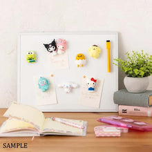 Carregar imagem no visualizador da galeria, Japan Sanrio Characters Mascot Magnet
