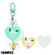 Cargar imagen en el visor de la galería, Japan Sanrio Keychain Blind Box (Colorful Heart)
