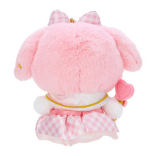 Carica l&#39;immagine nel visualizzatore di Gallery, Japan Sanrio Plush Doll Keychain (Love Me More)
