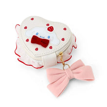 Carregar imagem no visualizador da galeria, Japan Sanrio Accessories Case (Shortcake)
