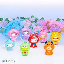 Carica l'immagine nel visualizzatore di Gallery, Japan Sanrio Mascot Keychain Blind Box (Animals Rain Coat)
