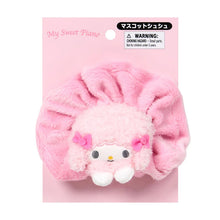 Carica l'immagine nel visualizzatore di Gallery, Japan Sanrio Plush Mascot Scrunchie Hair Tie
