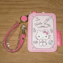 Lade das Bild in den Galerie-Viewer, Japan Sanrio Reel Card Holder Pass Case
