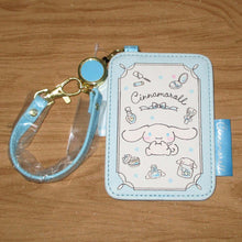 Cargar imagen en el visor de la galería, Japan Sanrio Reel Card Holder Pass Case
