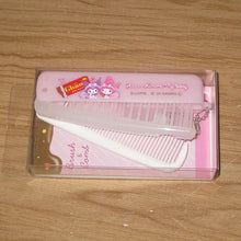 Carica l'immagine nel visualizzatore di Gallery, Japan Sanrio Compact Pocket Comb
