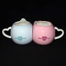 Lade das Bild in den Galerie-Viewer, Japan Sanrio Hello Kitty &amp; Hangyodon Pair Ceramic Mug Set
