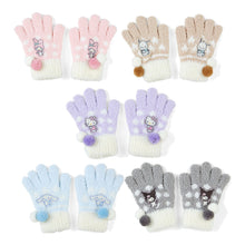 Load image into Gallery viewer, Japan Sanrio Cinnamoroll / Kuromi / Hello Kitty / My Melody / Pochacco Kid Plush Gloves
