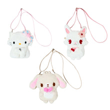 Cargar imagen en el visor de la galería, Japan Sanrio Plush Shoulder Bag (Fluffy Heart)
