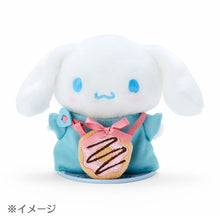 Lade das Bild in den Galerie-Viewer, Japan Sanrio Cinnamoroll Plush Doll Accessories - Clothes (Pitatto / S)
