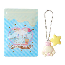 Carregar imagem no visualizador da galeria, Japan Sanrio Hello Kitty / Kuromi / My Melody / Cinnamoroll Keychain Blind Box (Convenience Store)
