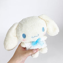 Lade das Bild in den Galerie-Viewer, Japan Sanrio Hello Kitty / My Melody / Kuromi / Pompompurin / Cinnamoroll / Pochacco / Hangyodon Plush Doll (White)
