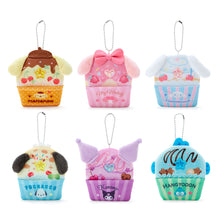 Lade das Bild in den Galerie-Viewer, Japan Sanrio Cupcake Style Keychain (Pocket)
