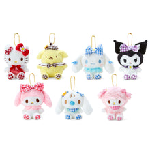 Lade das Bild in den Galerie-Viewer, Japan Sanrio Plush Doll Keychain (Gingham)
