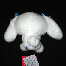 Afbeelding in Gallery-weergave laden, Japan Sanrio Hello Kitty / My Melody / Cinnamoroll / Kuromi Plush Doll (Flower Ribbon)
