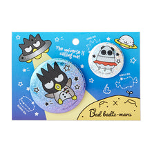 Lade das Bild in den Galerie-Viewer, Sanrio Bad Badtz Maru XO Badge Pin Brooch Set (Space)
