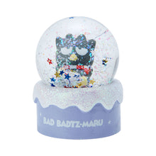 Lade das Bild in den Galerie-Viewer, Japan Sanrio Hello Kitty / My Melody / Pompompurin / Kuromi / Cinnamoroll / Pochacco / Bad Badtz Maru / Keroppi / Tuxedo Sam / Hangyodon / Cogimyun / Wish Me Mell Mini Polyresin Snowball Snow Globe 2021
