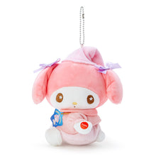 Cargar imagen en el visor de la galería, Japan Sanrio My Melody / Cinnamoroll / Kuromi / Pochacco / Hangyodon LED Light Plush Doll Keychain (Pajama)
