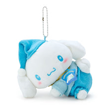 Cargar imagen en el visor de la galería, Japan Sanrio My Melody / Cinnamoroll / Kuromi / Pochacco / Hangyodon LED Light Plush Doll Keychain (Pajama)
