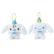 Lade das Bild in den Galerie-Viewer, Japan Sanrio Cinnamoroll Plush Doll Keychain (After Party)
