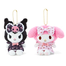 Lade das Bild in den Galerie-Viewer, Japan Sanrio Kuromi / My Melody Plush Doll Keychain (Flower Dress)
