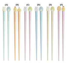 Cargar imagen en el visor de la galería, Japan San-X Sumikko Gurashi Mascot Plastic Chopsticks
