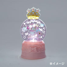 이미지를 갤러리 뷰어에 로드 , Japan Sanrio Hello Kitty / My Melody / Pompompurin / Little Twin Stars / Cinnamoroll Snow Globe Style Desk Light Decoration (S)
