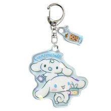 Cargar imagen en el visor de la galería, Japan Sanrio Acrylic Keychain (Kira Kira)
