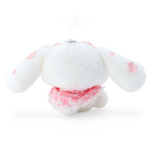 Carica l&#39;immagine nel visualizzatore di Gallery, Japan Sanrio Plush Doll Keychain (Sakura)
