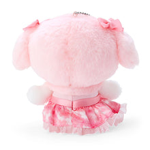 Carica l&#39;immagine nel visualizzatore di Gallery, Japan Sanrio Plush Doll Keychain (Sakura)
