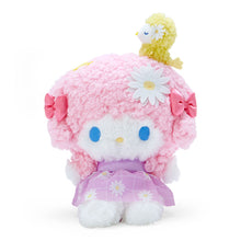 Lade das Bild in den Galerie-Viewer, Japan Sanrio My Melody / Kuromi / Pompompurin / My Sweet Piano / Cinnamoroll / Pochacco Plush Doll Soft Toy (Daisy)
