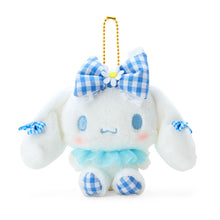 Lade das Bild in den Galerie-Viewer, Japan Sanrio Plush Doll Keychain (Gingham)
