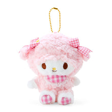 Lade das Bild in den Galerie-Viewer, Japan Sanrio Plush Doll Keychain (Gingham)
